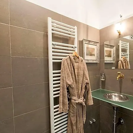 Agli Incanti Bed & Breakfast *
