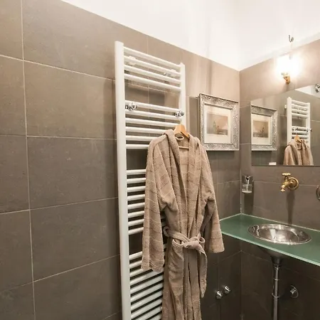 Oda ve Kahvaltı Agli Incanti